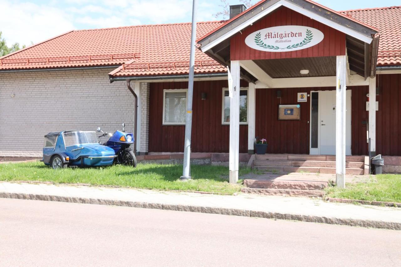 Vasaloppsmalet - Hostel Mora - Malkullans Vandrarhem Экстерьер фото