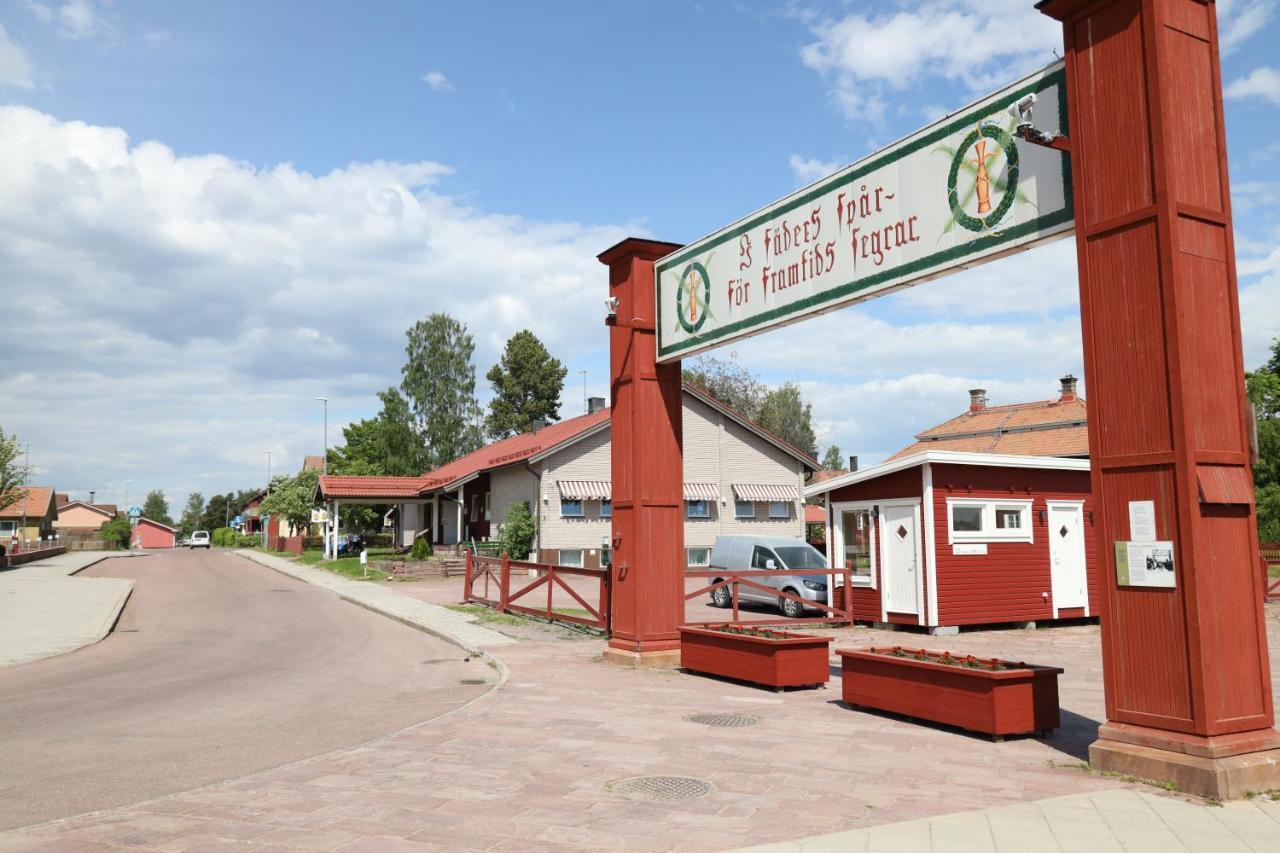 Vasaloppsmalet - Hostel Mora - Malkullans Vandrarhem Экстерьер фото